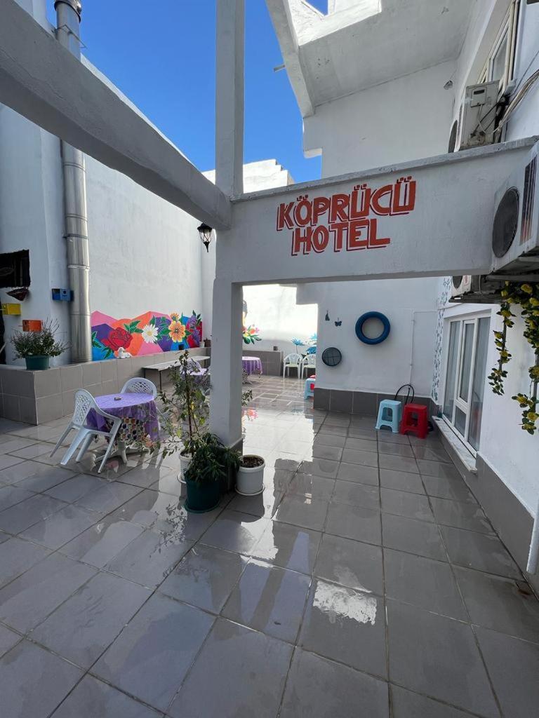 Koepruecue Hotel 디아르아바키 외부 사진